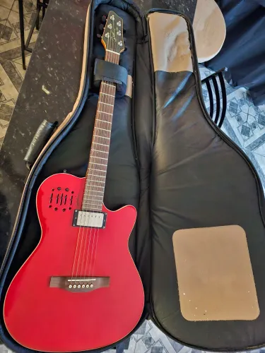 Violão Godin Ultra A6 Híbrido
