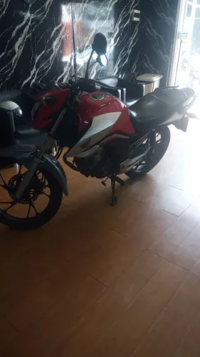 TITAN 160 - ANO 2022 - BAIXO KM