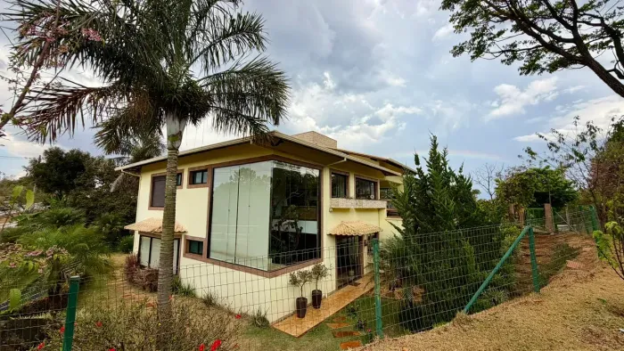 Imóvel para venda com 366 metros quadrados com 5 quartos em Villa Bella - Itabirito - MG