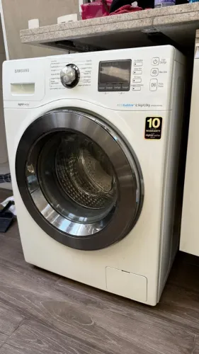 LAVA E SECA SAMSUNG - DIGITAL INVERTER 8,5KG. ECOBUBBLE