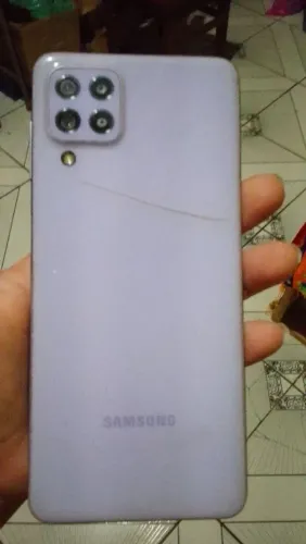 Celular a22 usado