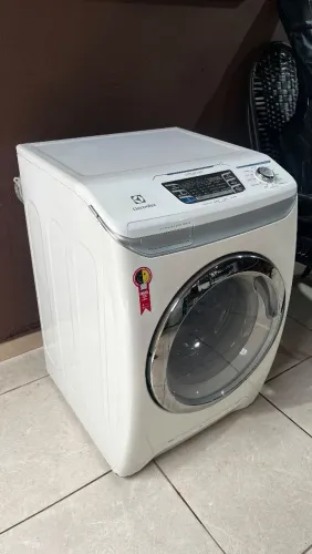 Máquina de lavar Lava e seca electrolux 11 kls