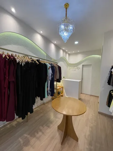 Loja de Roupas Femininas Completa à Venda - Tudo Incluso