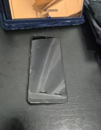 Celular Moto E em excelente estado - apenas R$280