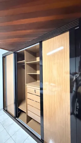 Guarda roupa