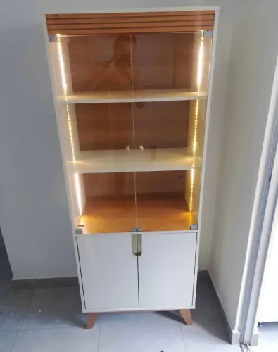 Cristaleira com Led