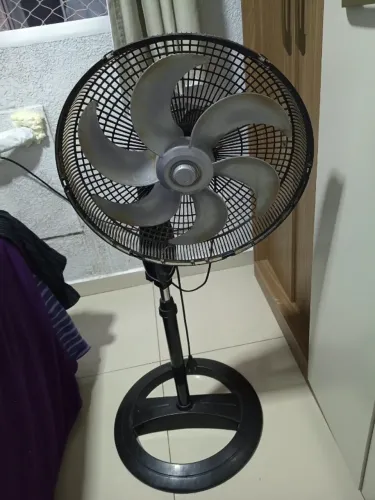 Ventilador com parafuso do suporte quebrado