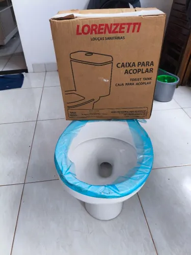 Vaso com caixa acoplada