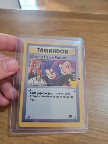 Lá vem a Equipe Rocket! (15/82)