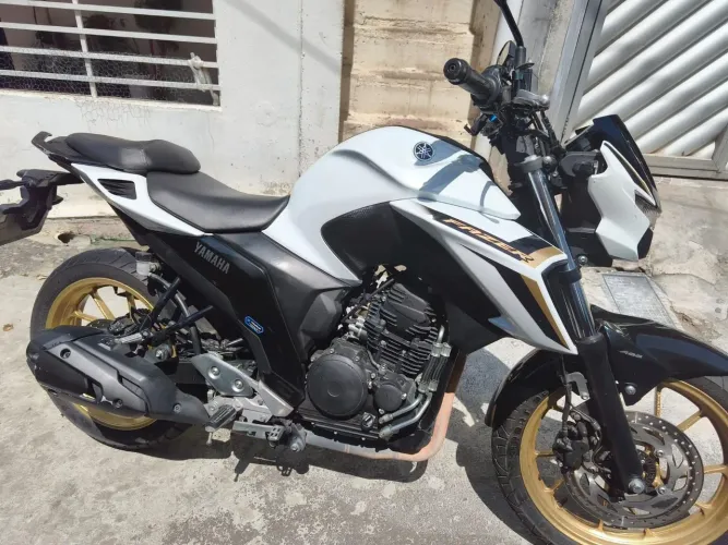Yamaha fz25