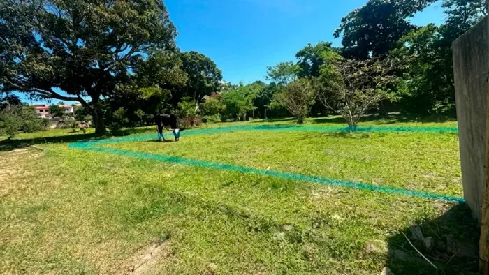 TERRENO NA RUA 22 NA RASA-210 M² EM LOTEAMENTO MURADO