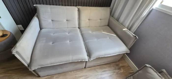 Sofá cama reclinável da loja Seu Sofá muito lindo