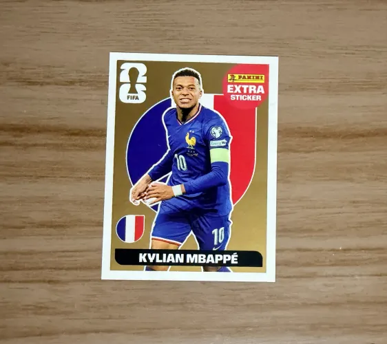 Figurinha da copa 2026 legendária Mbappe dourada