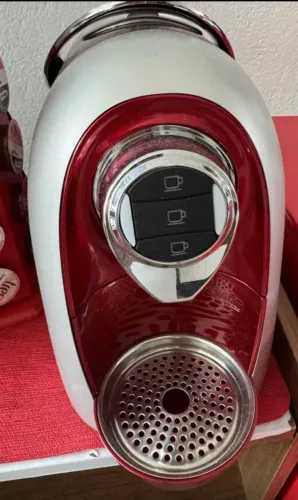 Cafeteira Três corações MODO. Funcionando perfeitamente. Apenas 200 reais!!!