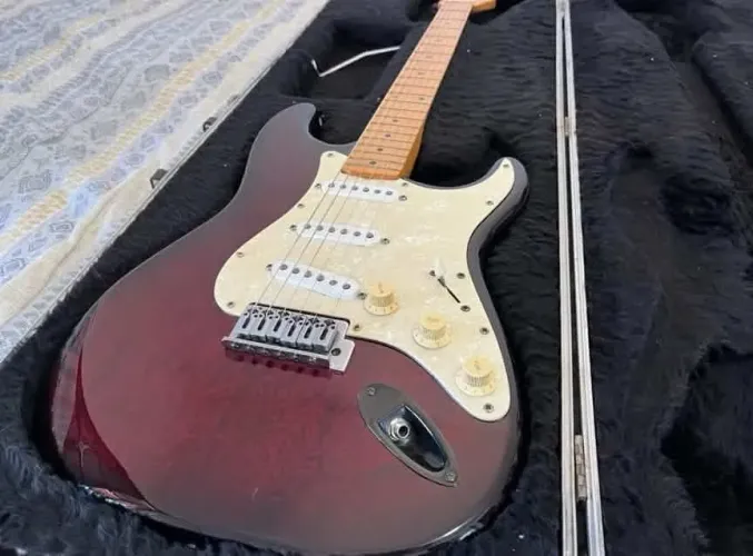 Guitarra Squier Stratocaster Fender Tex Mex 