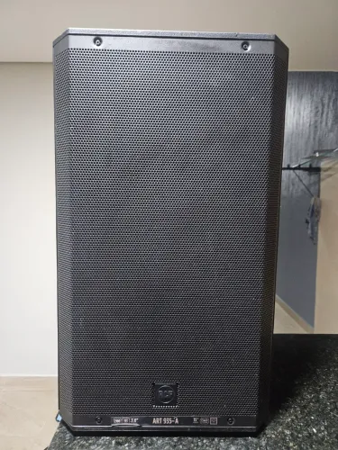 Caixa de Som RCF e Mesa Yamaha