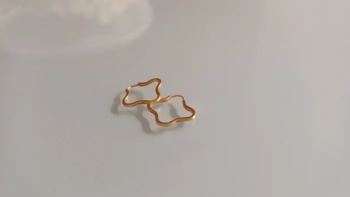 Brinco infantil ouro 18k