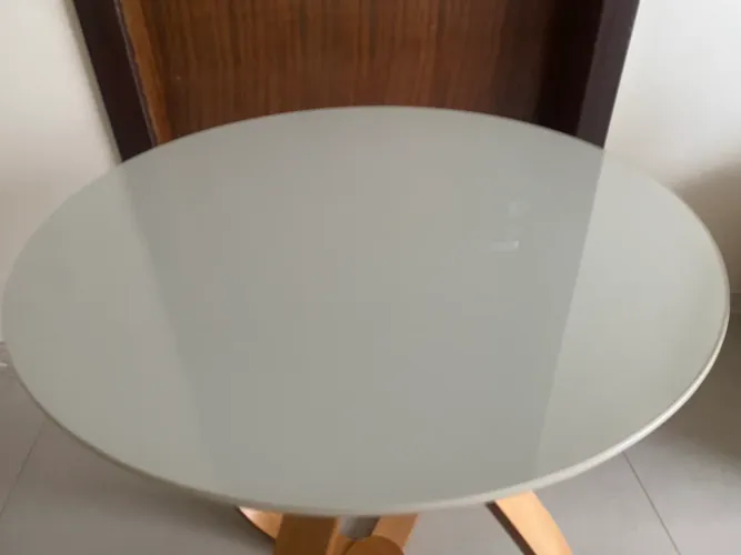 Vendo mesa lateral .