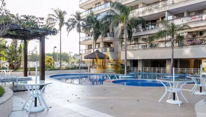 Apartamento Residencial à venda, Recreio dos Bandeirantes, Rio de Janeiro - AP0169.