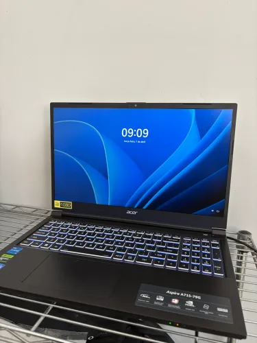 Notebook Gamer Acer Aspire 7 - (RTX 3050 / i5 / 16GB) Alto Desempenho