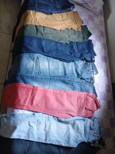 Calças usadas