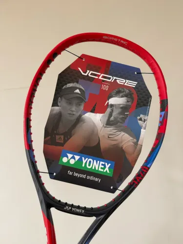 Raquete Yonex Vcore 100