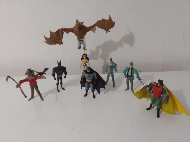 LOTE BATMAN ANIMATED - ANOS 90 e LIGA DA JUSTIÇA
