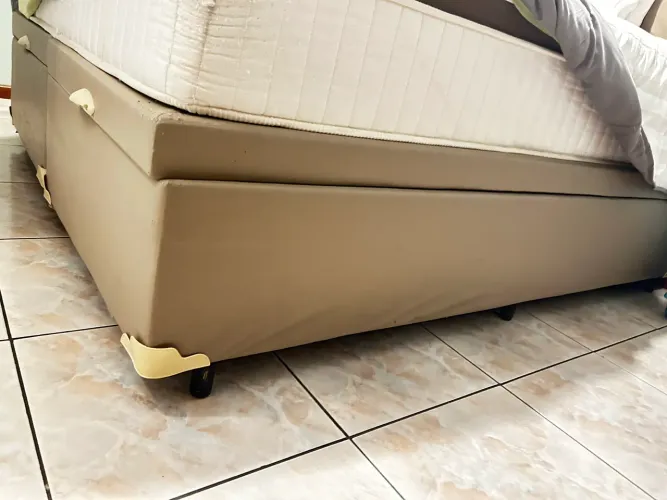 Cama box baú queen