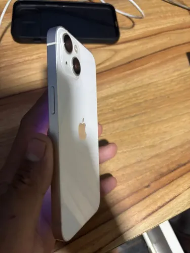 iPhone 13 em perfeito estado