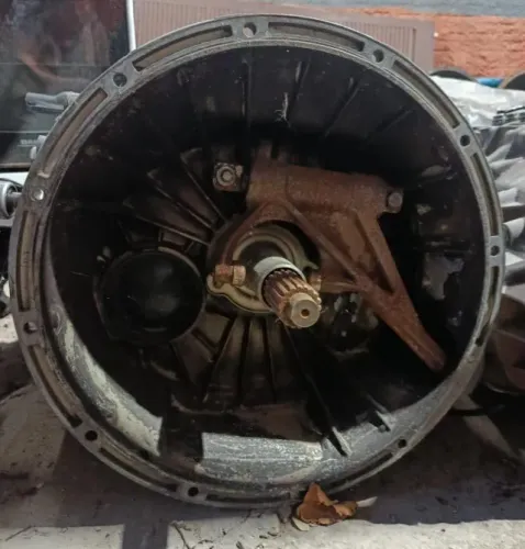 Caixa de câmbio Mercedes-Benz Atego 2011 