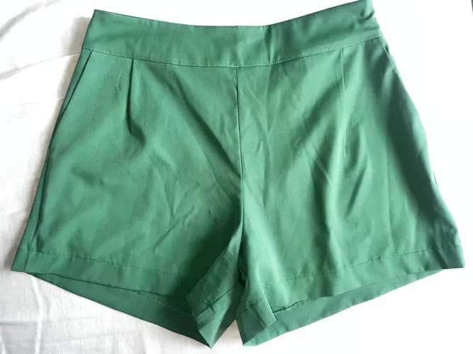 short de tecido forrado - usado 1x