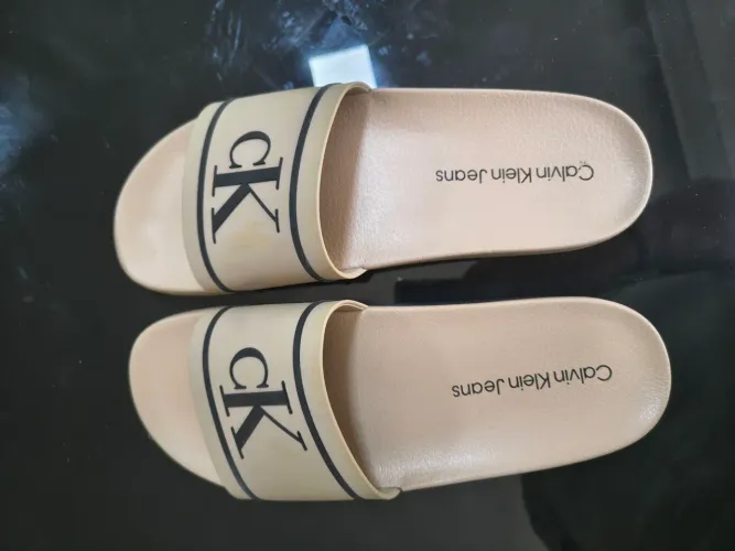Chinelo Calvin Klein Tam.40