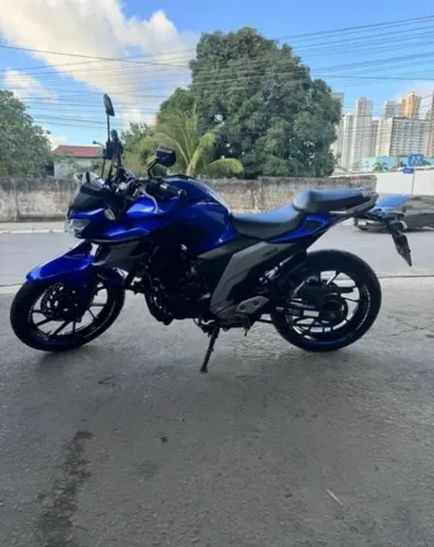 Fz 25