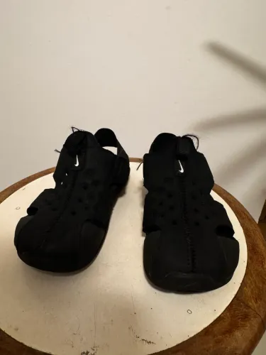 Sandália Nike Sunray Protect 2 Infantil na cor preto