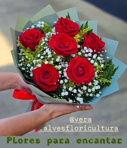 RAMALHETE DE FLORES