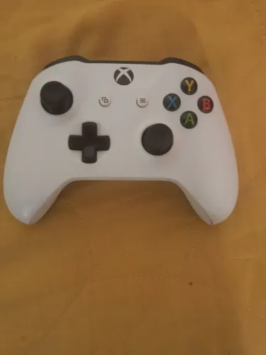Manete Xbox One S