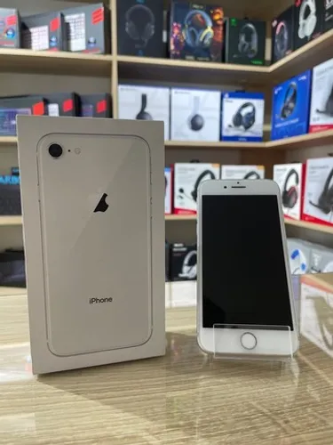 iPhone 8 64gb, Branco || seminovo || - até 12x sem juros!! LOJA FÍSICA
