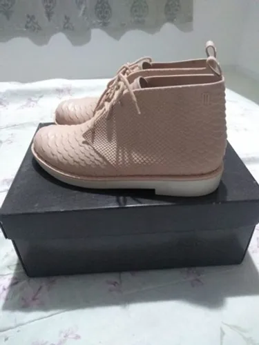 Botinha melissa 