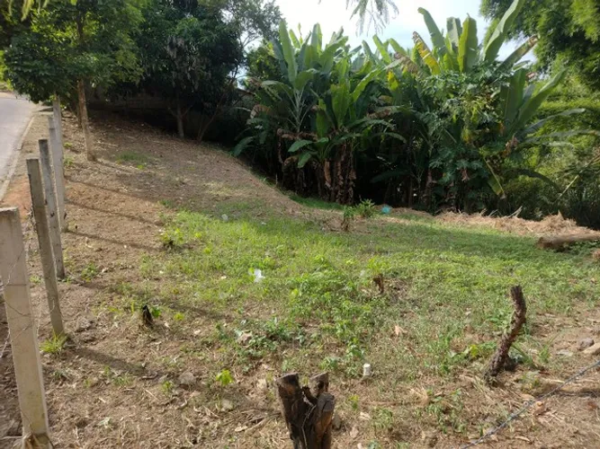 Vendo terreno no Parque Salutaris - Paraíba do Sul RJ