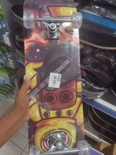 Skate infantil e juvenil , material de madeira