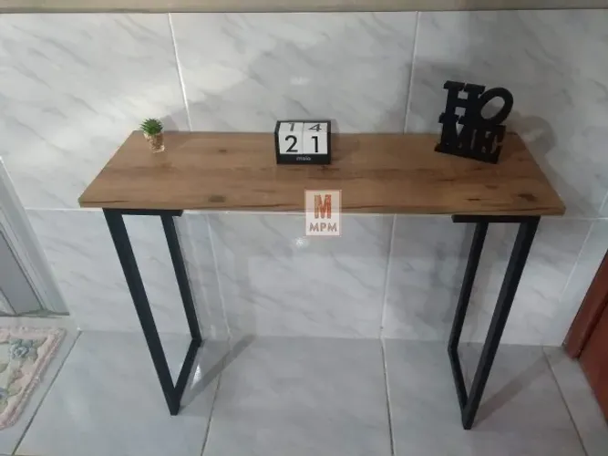 Aparador Estilo Industrial em aço Amadeirado