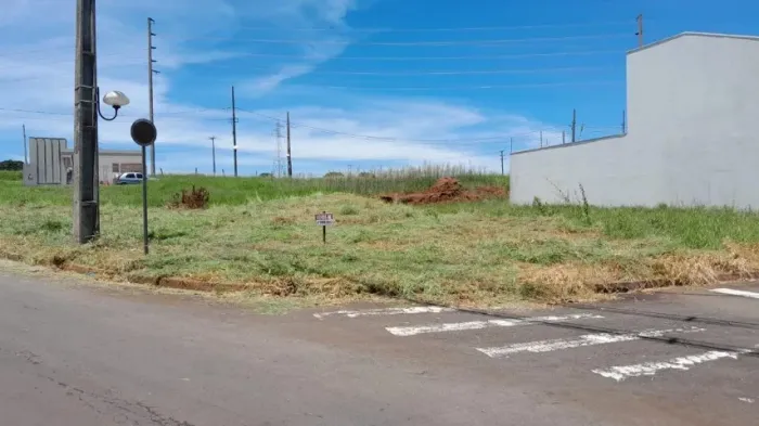 Terreno de Esquina - aceita oferta e veículos na troca