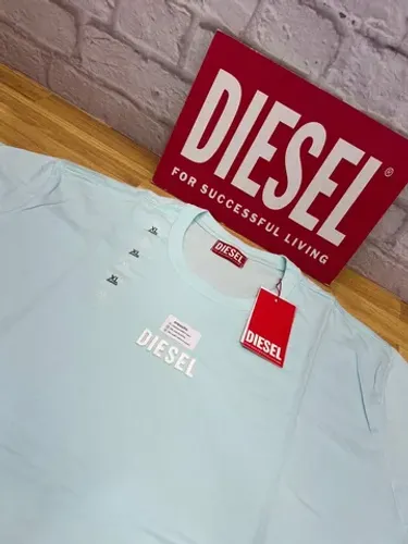 Camisas e bermudas! Acessórios masculinos!
