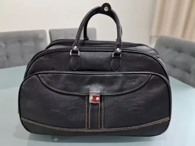 Mala bolsa com rodinhas