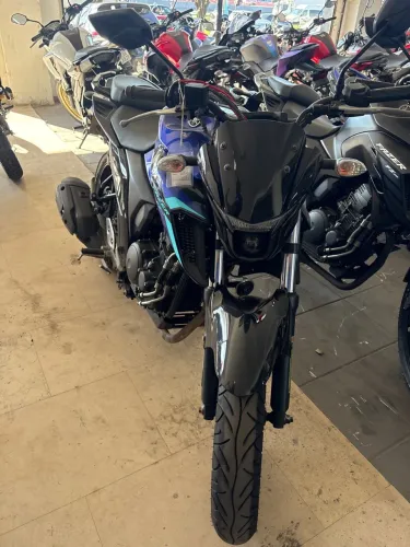 YAMAHA FAZER 250 FZ25