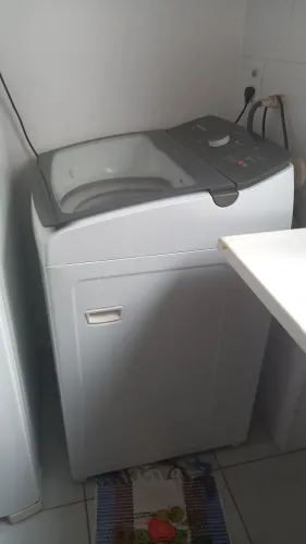 VENDO MÁQUINA DE LAVAR BRASTEMP<br><br>12 KG BRANCA  12