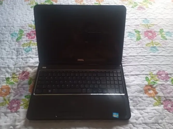 Notebook Dell Inspiron 15"