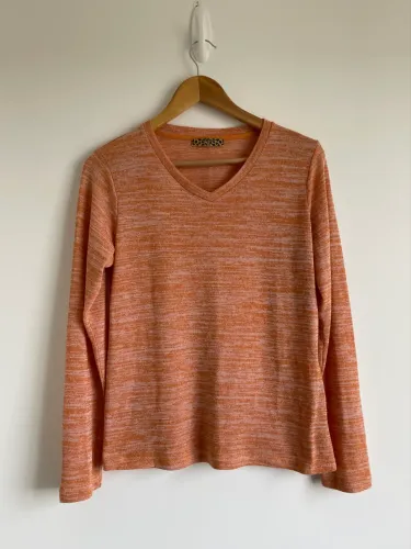 Blusa de tricô laranja tam G Marisa