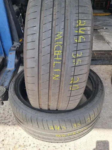 Pneus Michelin 245/35 R20 Pilot Sport 3 Bmw