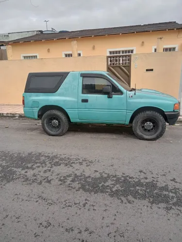 Isuzu Amigo 2.3 4x2/4x4 1992